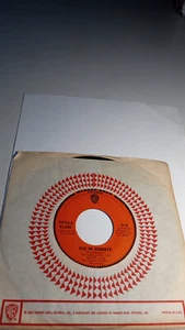 Petula Clark - Kiss Me Goodbye - 45 Record 1968 Original - Picture 1 of 2