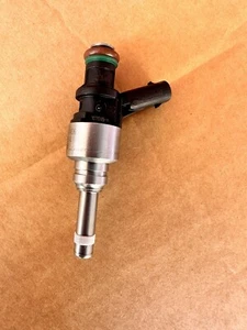 Audi Q5 Q7 SQ5 S4 S5 A6 A7 A8 3.0 TFSI Fuel Injector Injector - Picture 1 of 5