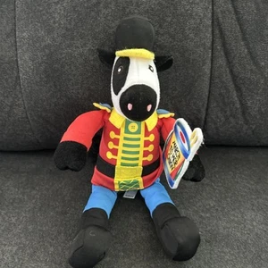 Peluche de vaca Chik-fil-A March to Mor Chikin banda de marcha vaca 10" longitud 2019 - Imagen 1 de 4