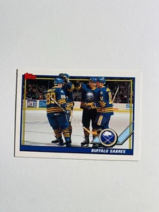 1991 TOPPS #32 BUFFALO SABRES NM-MT NHL HOCKEY CARD - Picture 1 of 2