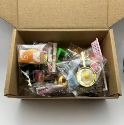 0.25 Pound 1:12 Dollhouse Miniatures ACCESSORIES ONLY Random Lot - Image 1 of 4