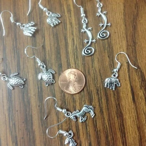 DAINTY & UNIQE Chameleon Elephant Turtle Horse earrings HIGH DETAIL - Picture 1 of 5