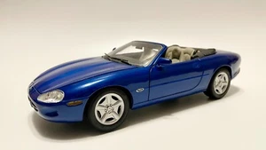 Jaguar XK8 - 1:18 Maisto - Bild 1 von 17