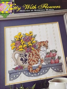 Kathleen Hurley Kätzchen mit Blumen gezählt Kreuzstichmuster Buchseiten - Bild 1 von 4