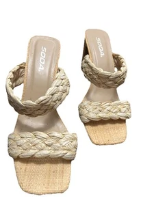 Soda womens Beige sandals size 8 chunky heel slip on - Picture 1 of 5