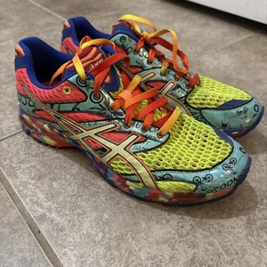 ASICS GEL-Noosa Tri 6 Glow In Dark Uomo Taglia 9 - Foto 1 di 12