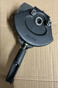 OEM Husqvarna 581758802 Regolatore di altezza HU725AWD HU775AWD HU800AWD+ - Foto 1 di 2