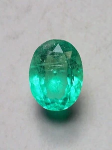 2.70 Carat 10x8 Bright Spring Green Natural Loose Colombian Emerald-Oval Cut - Picture 1 of 11