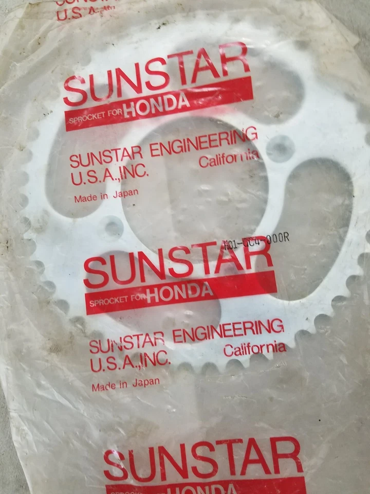 Piñón trasero moto Honda 47T, Sunstar GC4-000R Foto 1 de 1