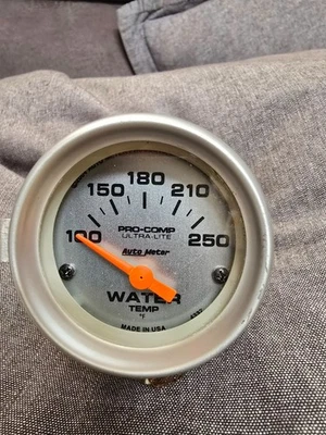Autometer 4337 Ultra-Lite 100-250F Short Sweep Electric Water Temp Gauge 2 1/16" - Image 1 of 4