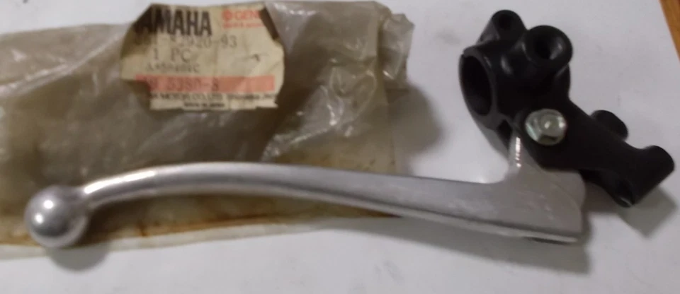 NOS Yamaha DT250 RD250 XS360 RH Brake Lever Perch Mount OEM 361-82920-93   (070) - Image 1 of 1