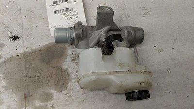 Cilindro maestro de freno JL3Z2140A compatible con 15-20 F150 2370761 Foto 1 de 4