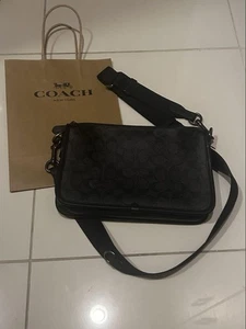 Completely Includes Accessories COACH Black Shoulder Bag - Picture 1 of 4
