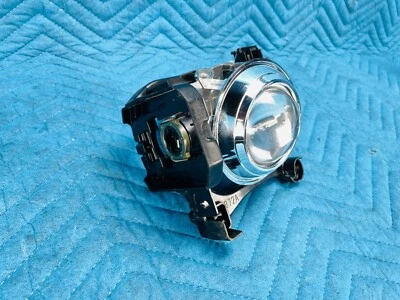 Componente de lente de faro lado del pasajero Lexus LX570 2013-2015 FABRICANTE DE EQUIPOS ORIGINALES Foto 1 de 4