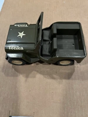 VTG Tonka Military Army Green Jeep Folding Windshield 1960 6 1/2 “ long clean - Image 1 of 4