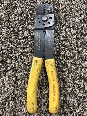 De colección AMP Incorporated Super Champ II Pelacables Crimpadoras Cortadoras EE. UU. Foto 1 de 4