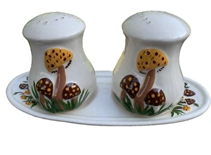 Vintage Handmade Ceramic Mushroom Salt & Pepper Shakers Signed with Tray - Picture 1 of 20