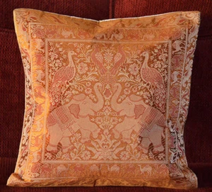 Brokat Seide Kissenbezug in Buff Braun Farbe aus Indien - Bild 1 von 6