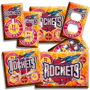 HOUSTON ROCKETS EQUIPO DE BALONCESTO LOGOTIPO INTERRUPTOR DE LUZ PLACAS DE PARED DECORACIÓN DE HABITACIÓN - Imagen 1 de 33