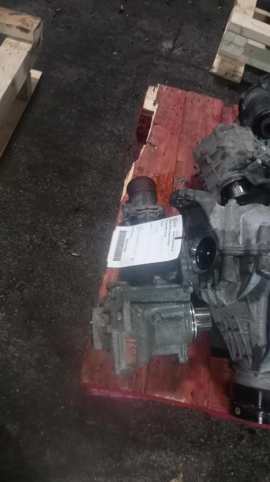 Conjunto de caja de transferencia deportiva Mitsubishi Outlander 2015 OEM 3200A158 90 k millas Foto 1 de 4