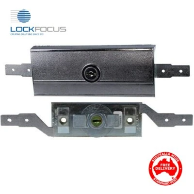 Garage Roller Door Lock With 2 Keys-Replacement for B&D-FREE POSTAGE - Image 1 of 4
