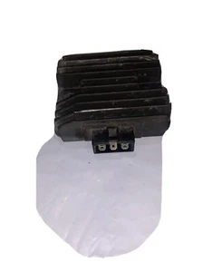 03-04 YZF R6 /06-09 R6S Rectifier Voltage Regulator - Picture 1 of 5