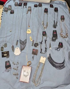Paparazzi & zufälliger Schmuck brandneu Halskette & Ohrring Sets & Armbänder 23 Set - Bild 1 von 22