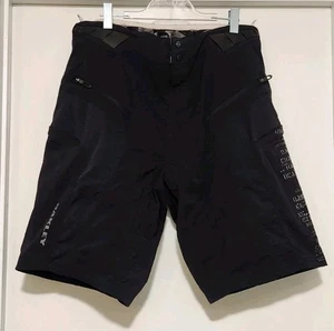 VTG Oakley Shorts Mountain Biking MTB Gorpcore Black Men's XL Y2K Skull 2006 - Picture 1 of 23