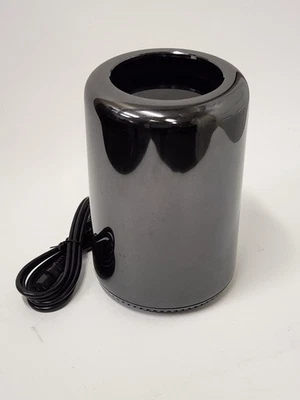 2013 Apple Mac Pro A1481 4-Core Xeon E5 3.7GHz 16GB 256GB SSD Dual FirePro D300 - Image 1 of 3