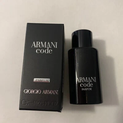 ARMANI CODE PERFUME 0,23 fl oz por GIORGIO ARMANI (SALPICADURAS EN MINIATURA para HOMBRE) Foto 1 de 2