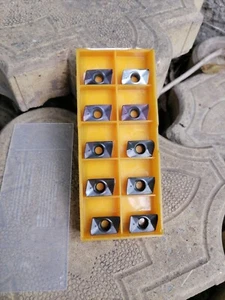 10 pcs SECO XOMX 180608 reversible cutting pates milling inserts made in Sweden - Picture 1 of 9