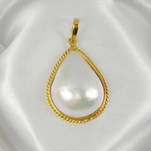 Pear 23x17mm White Rainbow Mabe Pearl Bezel Pendant Genuine 750 18k Yellow Gold - Picture 1 of 7