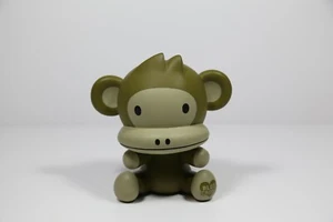Toy2R x Blue Cross Baby Monkey Qee Urban Vinyl Figure 2004 Green Kid Robot - Picture 1 of 3