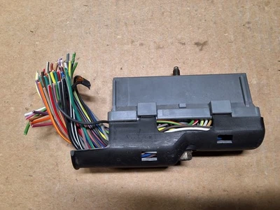 1996 1997 Ford Mustang 4.6 A/T ECU engine computer # F6ZF-12A650-ME Plug End - Image 1 of 4