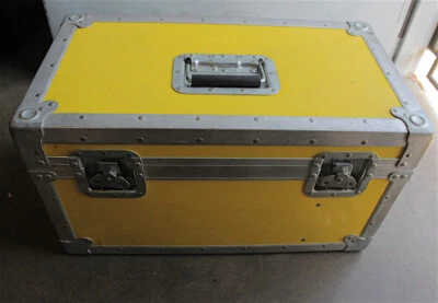 Sony 9" CRT Monitor Case for 9" CRT Video Monitor + Accessories - Image 1 of 4