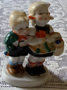 Vintage Hummel Style Made in Occupied Japan Junge & Mädchen mit Korb Figur - Bild 1 von 5
