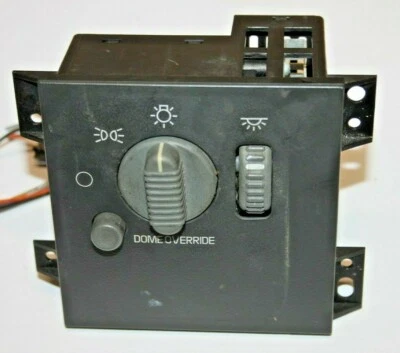 Interruptor de luz de faros GM 15755955 / 15029238 98-05 S10 Blazar Jimmy Sanama GMC Foto 1 de 4