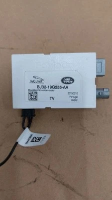 Land Rover Range Rover L405 2015 Aerial antenna amplifier BJ3219G255AA  Foto 1 de 4