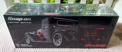 New Traxxas Snap-on Limited Edition Factory Five 35 Hot Rod Truck Battery LED - Image 1 of 4
