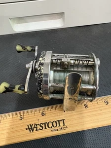 VINTAGE SHAKESPEARE MARHOFF 1964 GA REEL NICE WORKING - Bild 1 von 9