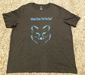 Camiseta Gráfica What Does The Fox Say Para Hombre 4XB Gris 300 Dubs Sonoma Fox Logo - Imagen 1 de 10