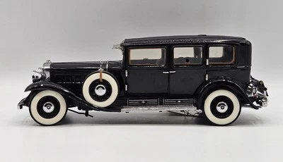 Franklin Mint 1930 Cadillac V16 Modelo 452 Imperial Sedán 1:24 Al Capone Negro Foto 1 de 4