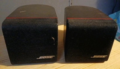 Par de altavoces satélite Bose Redline Single Cube  Foto 1 de 4