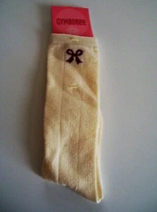 Beautiful Gymboree FAMILY PORTRAIT Knee Socks NWT 3-4 yrs Cream With Red Bows - Picture 1 of 1