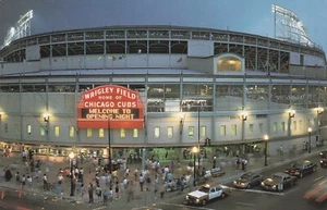 Postal del estadio de béisbol Wrigley Field de los Chicago Cubs - Vista exterior muy escasa - Imagen 1 de 2