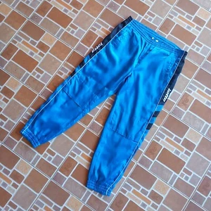 Jogger vintage Lotto lucidi raso conchiglia in blu elettrico taglia small - Foto 1 di 9