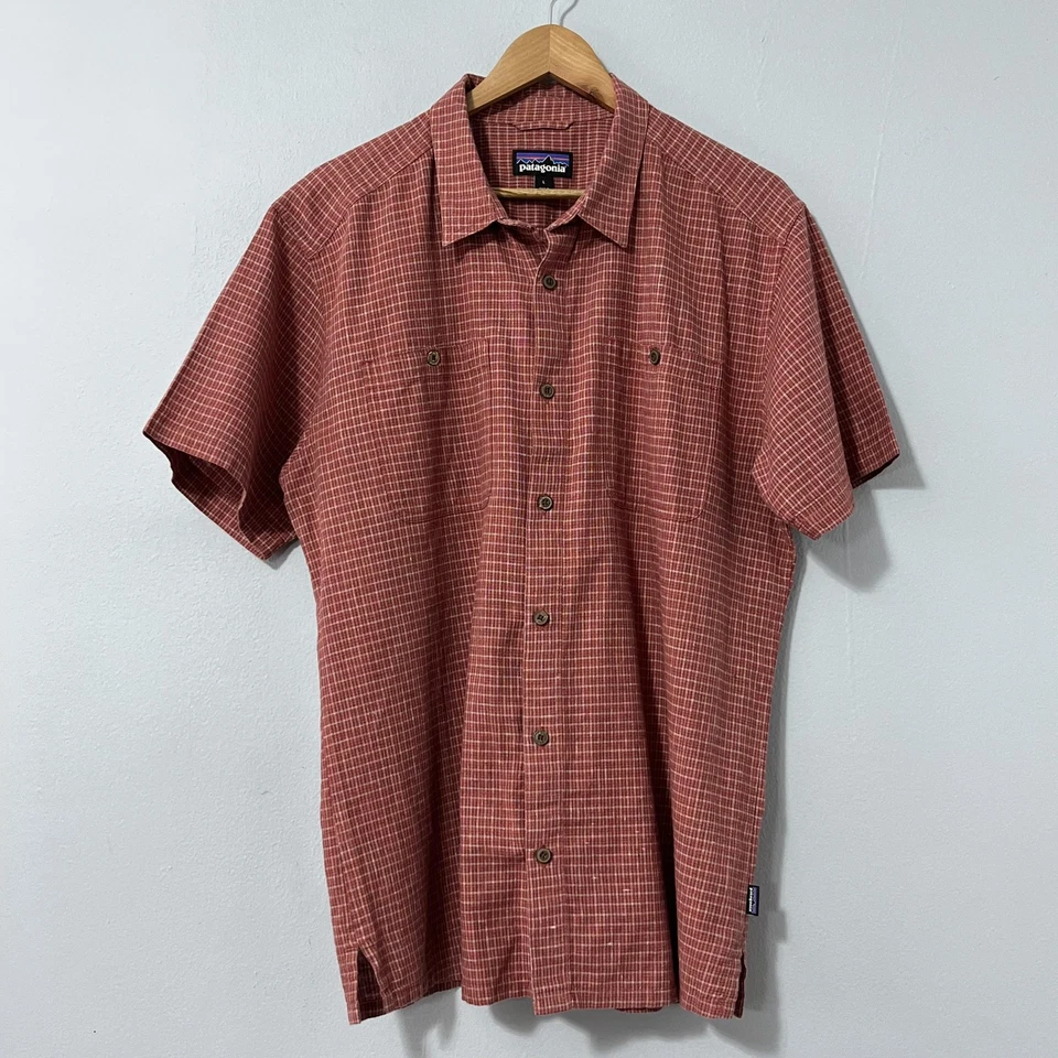 Camisa Patagonia Para Hombres Grande Roja a Cuadros Paso Trasero Cáñamo Algodón Orgánico Botón Delantero Foto 1 de 4