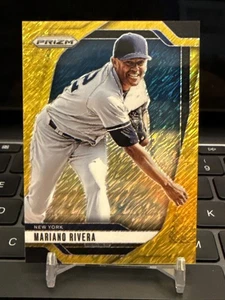 MARIANO RIVERA - 2025 Panini Prizm Baseball FOTL GOLD SHIMMER 1/7 SSP - NEW YORK - Picture 1 of 2