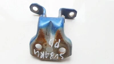 Subaru Impreza 1995 Front Door Hinge Used, Genuine #812321-04 - Image 1 of 2