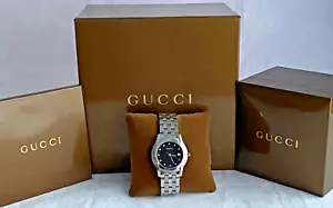 Gucci Mens Watch Diamonds Silver Bracelet Black Face Swiss 5500XL in Box - Picture 1 of 12